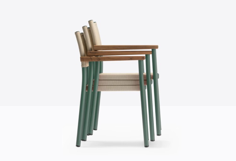 krzesło Guinea, krzesło Pedrali, krzesło na taras, krzesło outdoorowe, krzesło do restauracji, krzesło vintage, nowoczesny design, włoski design