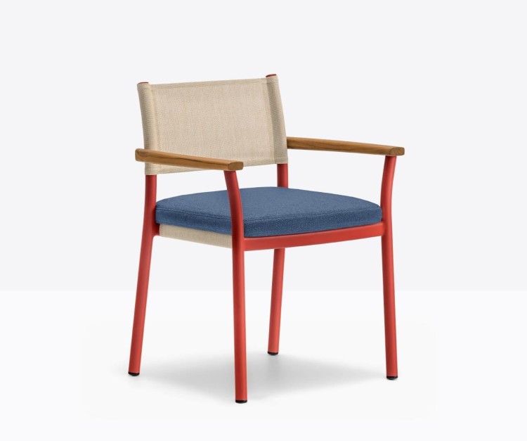 krzesło Guinea, krzesło Pedrali, krzesło na taras, krzesło outdoorowe, krzesło do restauracji, krzesło vintage, nowoczesny design, włoski design