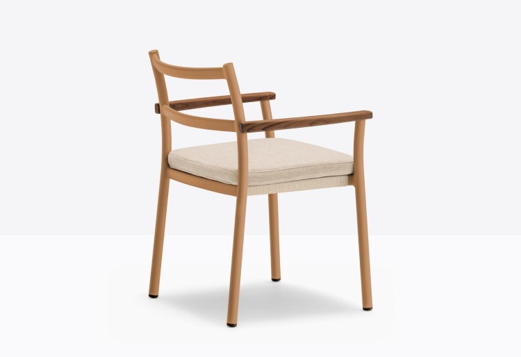 krzesło Guinea, krzesło Pedrali, krzesło na taras, krzesło outdoorowe, krzesło do restauracji, krzesło vintage, nowoczesny design, włoski design