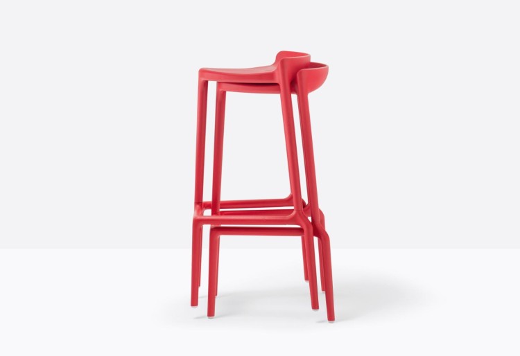 hoker Happy, hoker Pedrali, hoker z tworzywa, hoker na taras, hoker do kuchni, hoker do restauracji, nowoczesny hoker, nowoczesny design, włoski design