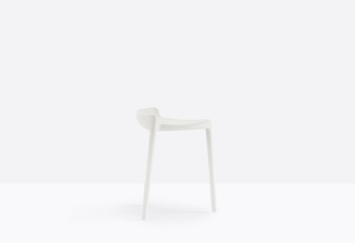 stołek Happy, stołek Pedrali, stołek z tworzywa, stołek outdoorowy, stołek do restuaracji, stołek do jadalni, stołek nowoczesny, nowoczesny design, włoski design