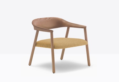 fotel Hera, fotel Pedrali, fotel drewniany, fotel boho, fotel do salonu, fotel retro, włoski design, nowoczesny design