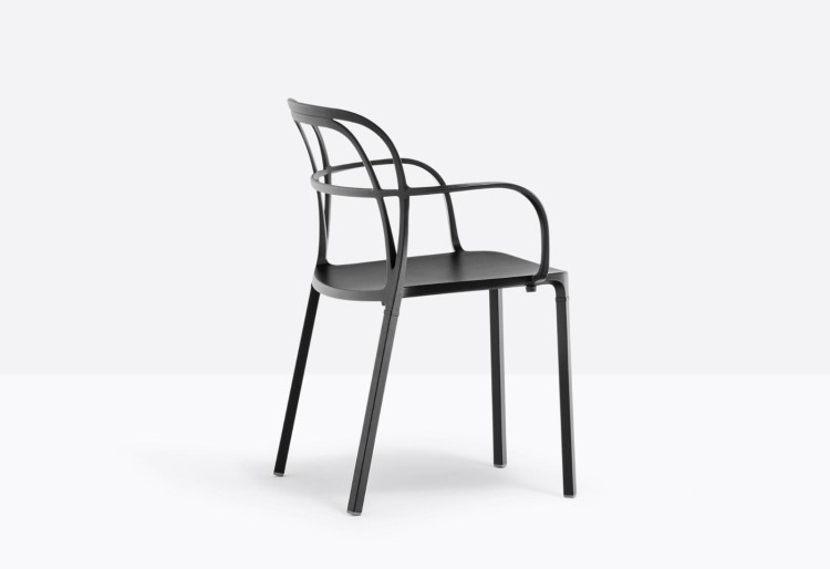 krzesło Intrigo, krzesło Pedrali, krzesło włoskie, krzesło outdoorowe, krzesło do jadalni, krzesło do restauracji, krzesło do kawiarni, nowoczesny design, włoski design