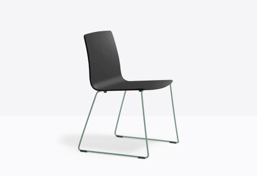 krzesło Inga, krzesło Pedrali, krzesło stalowe, krzesło z tworzywa, krzesło do jadalni, krzesło do kuchni, nowoczesny design, włoski design