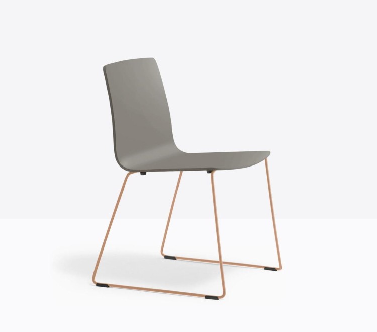 krzesło Inga, krzesło Pedrali, krzesło stalowe, krzesło z tworzywa, krzesło do jadalni, krzesło do kuchni, nowoczesny design, włoski design