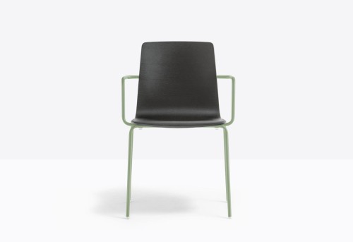 krzesło Inga, krzesło Pedrali, krzesło stalowe, krzesło drewniane, krzesło do jadalni, krzesło do kuchni, nowoczesny design, włoski design