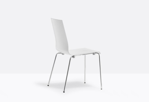 krzesło Kuadra, krzesło Pedrali, krzesło stalowe, krzesło z tworzywa, krzesło do jadalni, krzesło do kawiarni, krzesło do restauracji, nowoczesny design, włoski design