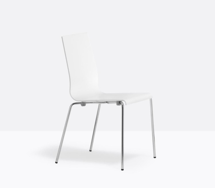 krzesło Kuadra, krzesło Pedrali, krzesło stalowe, krzesło z tworzywa, krzesło do jadalni, krzesło do kawiarni, krzesło do restauracji, nowoczesny design, włoski design