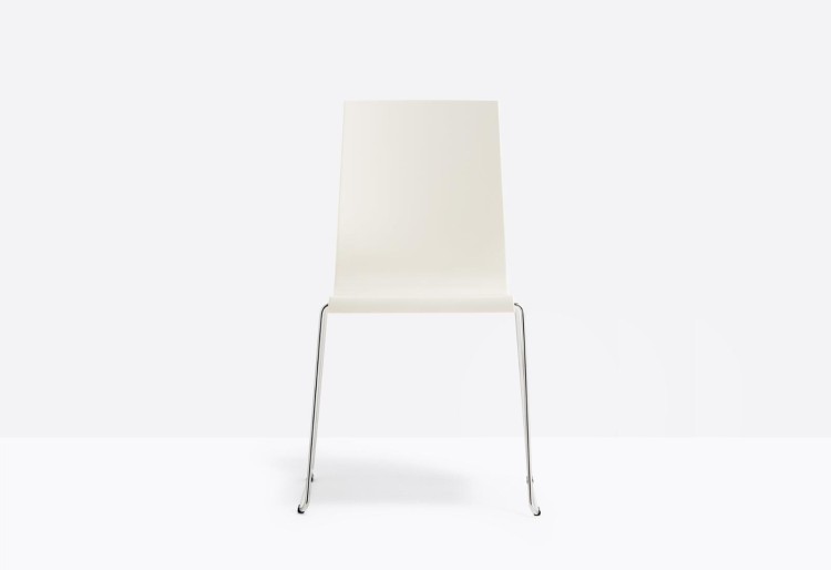 krzesło Kuadra, krzesło Pedrali, krzesło stalowe, krzesło z tworzywa, krzesło do jadalni, krzesło do kawiarni, krzesło do restauracji, nowoczesny design, włoski design