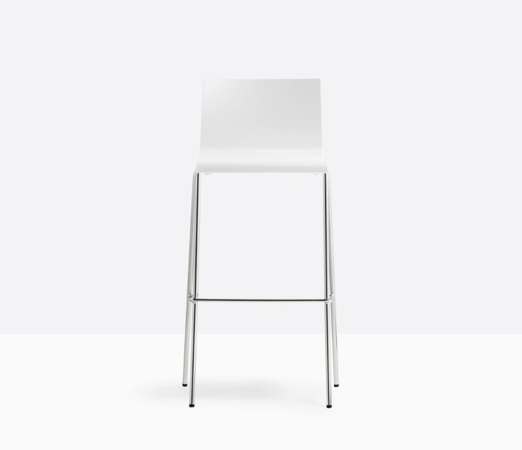 hoker Kuadra, hoker Pedrali, hoker stalowy, hoker z tworzywa, hoker do jadalni, hoker do kawiarni, hoker do restauracji, nowoczesny design, włoski design
