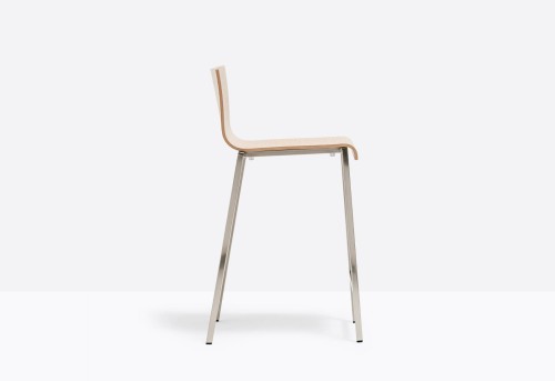 hoker Kuadra, hoker Pedrali, hoker stalowy, hoker drewniany, hoker do jadalni, hoker do kawiarni, hoker do restauracji, nowoczesny design, włoski design