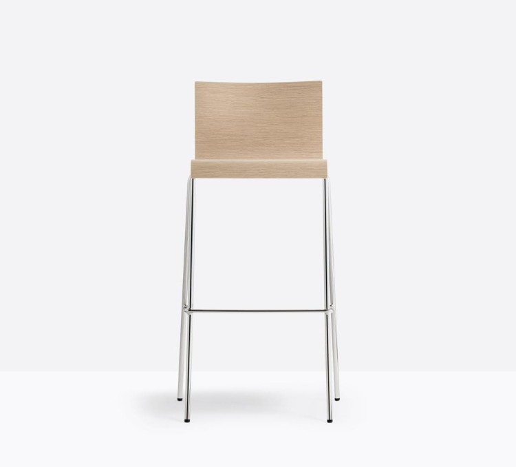 hoker Kuadra, hoker Pedrali, hoker stalowy, hoker drewniany, hoker do jadalni, hoker do kawiarni, hoker do restauracji, nowoczesny design, włoski design