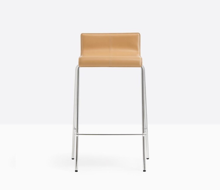 hoker Kuadra, hoker Pedrali, hoker stalowy, hoker skóra, hoker do jadalni, hoker do kawiarni, hoker do restauracji, nowoczesny design, włoski design