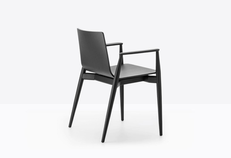 krzesło Malmo, krzesło Pedrali, krzesło drewniane, krzesło do jadalni, krzesło do kuchni, krzesło do restauracji, nowoczesny design, włoski design