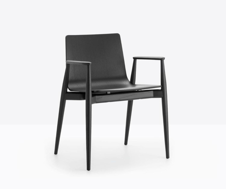 krzesło Malmo, krzesło Pedrali, krzesło drewniane, krzesło do jadalni, krzesło do kuchni, krzesło do restauracji, nowoczesny design, włoski design