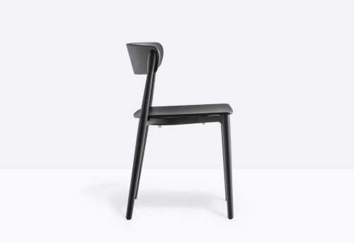 krzesło Nemea, krzesło Pedrali, krzesło drewniane, krzesło jesionowe, krzesło do jadalni, krzesło do kuchni, krzesło styl skandynawski, włoski design, nowoczesny design
