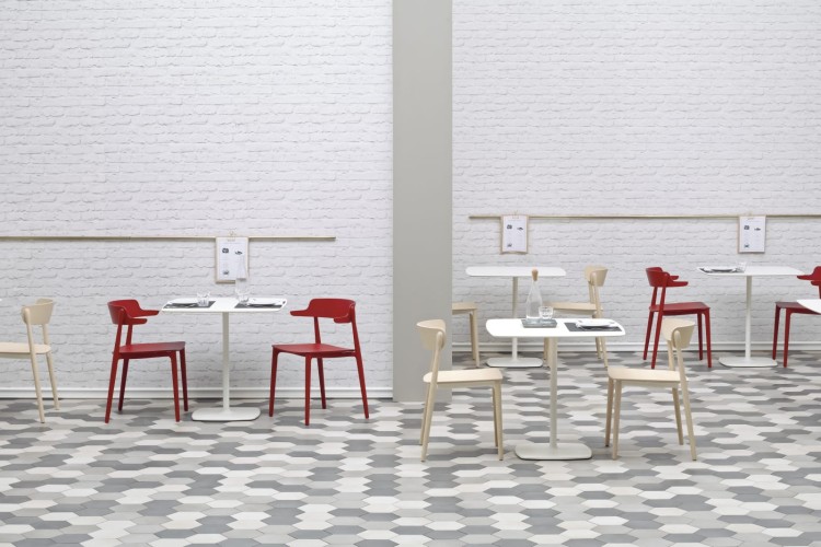 krzesło Nemea, krzesło Pedrali, krzesło drewniane, krzesło jesionowe, krzesło do jadalni, krzesło do kuchni, krzesło styl skandynawski, włoski design, nowoczesny design