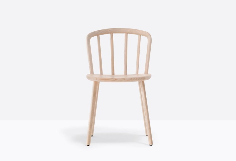 krzesło Nym, krzesło Pedrali, krzesło drewniane, krzesło do jadalni, krzesło do kuchni, krzesło jesionowe, włoski design, minimalistyczne krzesło, nowoczesny design
