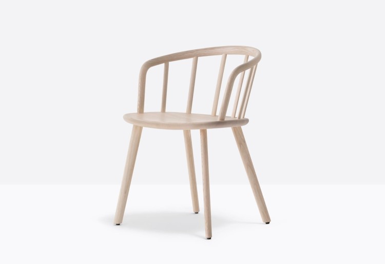 krzesło Nym, krzesło Pedrali, krzesło drewniane, krzesło do jadalni, krzesło do kuchni, krzesło jesionowe, włoski design, minimalistyczne krzesło, nowoczesny design
