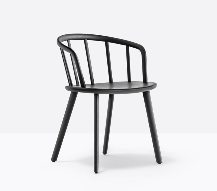 krzesło Nym, krzesło Pedrali, krzesło drewniane, krzesło do jadalni, krzesło do kuchni, krzesło jesionowe, włoski design, minimalistyczne krzesło, nowoczesny design