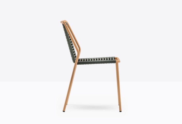 krzesło Philia, krzesło Pedrali, krzesło outdoorowe, krzesło na taras, krzesło ogrodowe, krzesło do restauracji, krzesło plecione, nowoczesny design, włoski design