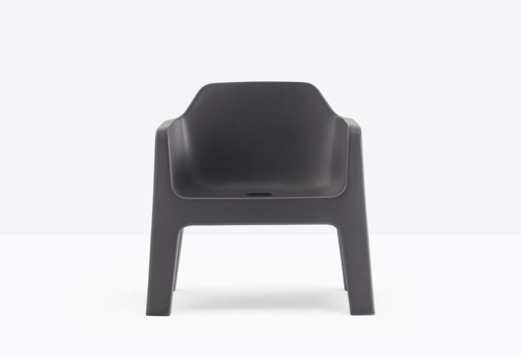 krzesło Plus, krzesło Pedrali, krzesło outdoorowe, krzesło na taras, krzesło z tworzywa, krzesło do ogrodu, krzesło do restauracji, nowoczesny design, włoski design