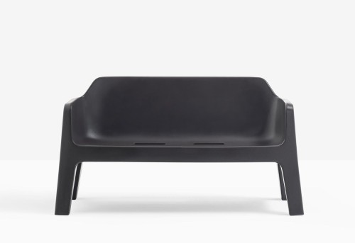 sofa Pedrali, sofa Plus, sofa z tworzywa, sofa do ogrodu, sofa na taras, nowoczesny design, włoski design, stylowa sofa