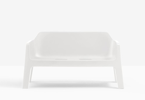 sofa Pedrali, sofa Plus, sofa z tworzywa, sofa do ogrodu, sofa na taras, nowoczesny design, włoski design, stylowa sofa