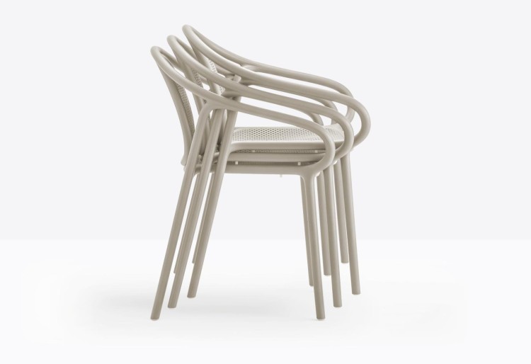 krzesło Remind, krzesło Pedrali, krzesło z tworzywa, krzesło outdoorowe, krzesło do jadalni, krzesło na taras, krzesło do restauracji, włoski design, nowoczesny design