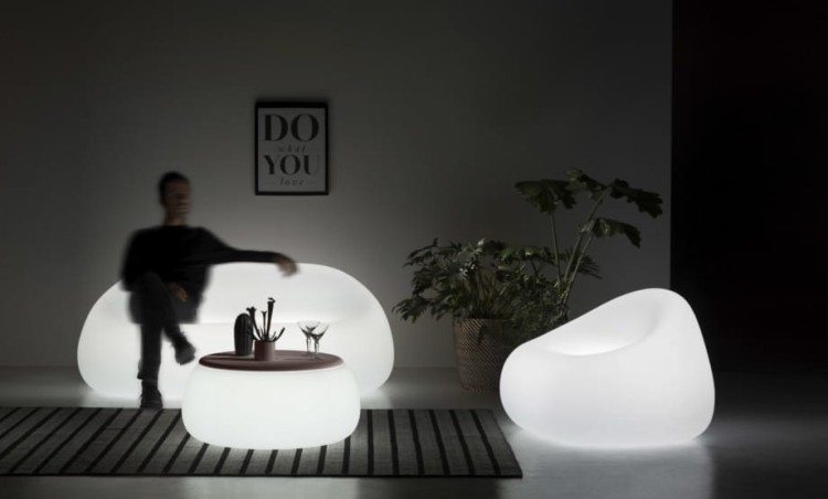 fotel Gumball, fotel Plust, fotel outdoorowy, fotel na taras, fotel do ogrodu, fotel odporny na warunki atmosferyczne, fotel z tworzywa, nowoczesny design, włoski design