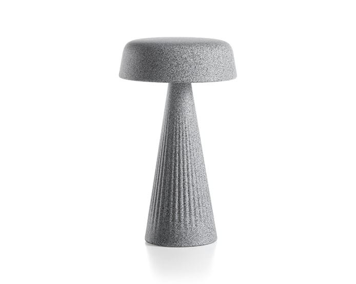 lampa Fade, lampa Plust, lampa stołowa, lampa outdoorowa, lampa na taras, nowoczesny design