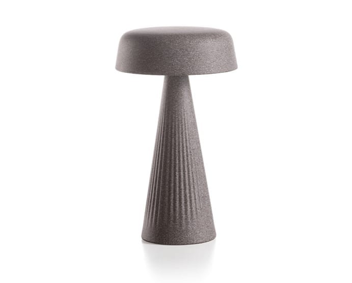 lampa Fade, lampa Plust, lampa stołowa, lampa outdoorowa, lampa na taras, nowoczesny design