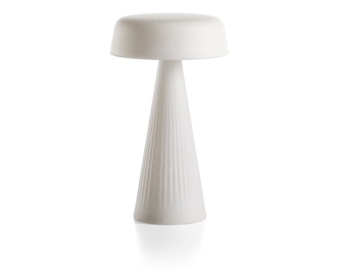 lampa Fade, lampa Plust, lampa stołowa, lampa outdoorowa, lampa na taras, nowoczesny design