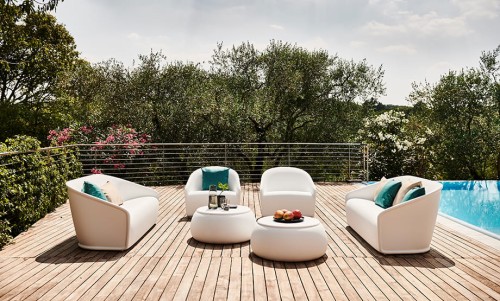 sofa Settembre, sofa Plust, sofa outdoorowa, sofa na taras, sofa ogrodowa, sofa do restauracji, sofa z tworzywa, włoski design