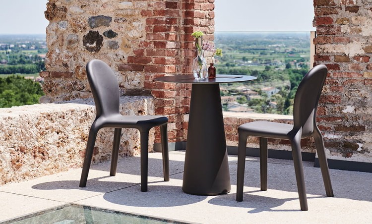 krzesło Chloe, krzesło Plust, krzesło z tworzywa, krzesło outdoorowe, krzesło na taras, krzesło do restauracji, krzesło do kawiarni, krzesło sztaplowane, włoski design