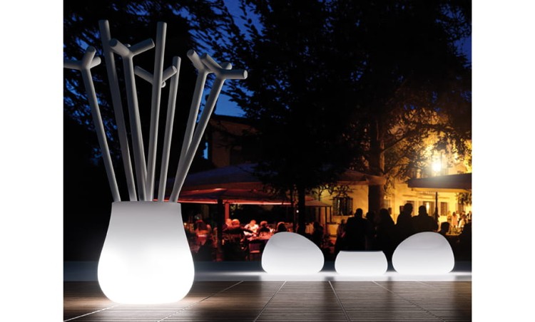 donica Drop, donica Plust, donica z tworzywa, donica outdoorowa, donica na taras, donica do salonu, włoski design