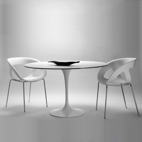 krzesło Moema, krzesło nowoczesne, krzesło plastikowe, krzesło designerskie, krzesło sztaplowane, krzesło ergonomiczne, krzesło do kawiarni, krzesło do jadalni, krzesło do wnętrz komercyjnych, lekkie krzesło