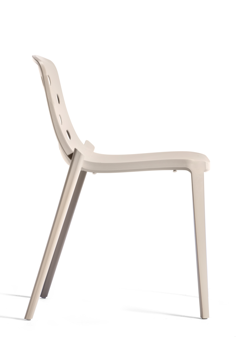 krzesło Isidora, krzesło outdoor, nowoczesne krzesło, sztaplowane krzesło, odporność na warunki atmosferyczne, ergonomiczne siedzisko, krzesło do restauracji, krzesło na taras, krzesło z tworzywa