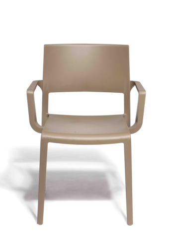 krzesło Lilibet, krzesło do kawiarni, krzesło na taras, meble restauracyjne, odporne krzesło outdoor, nowoczesne krzesło z tworzywa, wersja z podłokietnikami, krzesło do gastronomii, trwałe krzesło z tworzywa, lekkie krzesło plastikowe