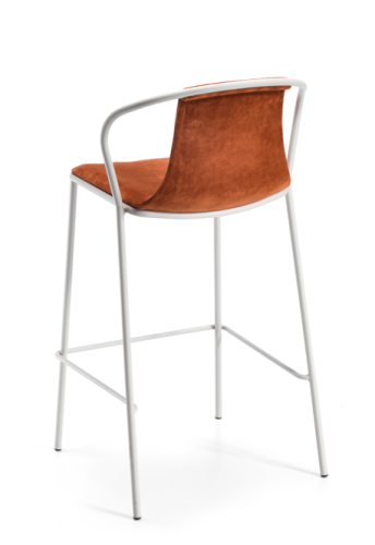 hoker Kasia, hoker Gaber, nowoczesny hoker, hoker do jadalni, włoski design, hoker do restauracji, stalowe nogi, siedzisko z tworzywa
