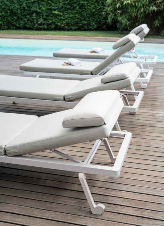 leżak aluminiowy, leżak bez podłokietników, leżak do spa, leżak regulowany, nowoczesny leżak, leżak Gaber, leżak tarasowy, leżak hotelowy