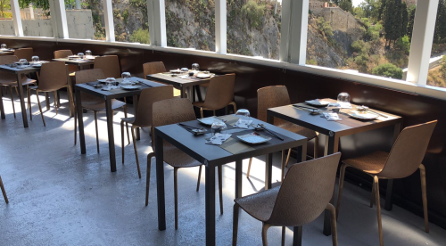 krzesło Alhambra, krzesło Gaber, krzesło z tworzywa, krzesło sztaplowane, krzesło wzorzyste, krzesło do jadalni, krzesło do restauracji