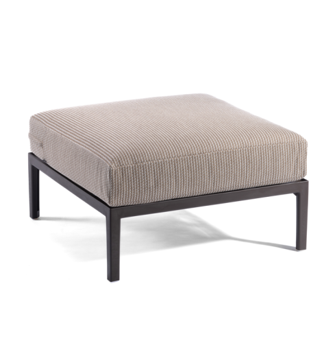 pufa Engels, pufa Gaber, pufa outdoorowa, pufa z tworzywa, pufa tapicerowana, pufa na taras, włoski design, nowoczesny design