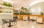 fotel Place, fotel Gaber, fotel tapicerowany, fotel kubełkowy, fotel do salonu, fotel do sypialni, fotel do hotelu, ergonomiczny fotel, włoski design