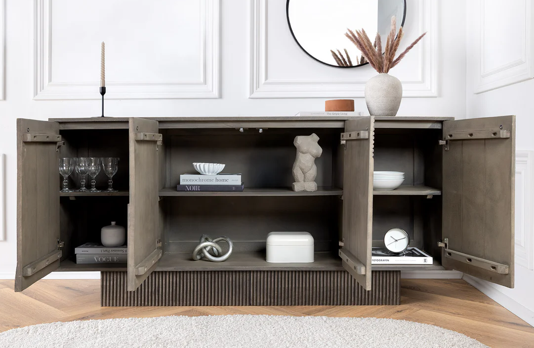 komoda art deco, komoda drewniana, komoda z drewna mango, meble art deco, drewniana komoda do salonu, komoda z rzeźbionymi frontami, komoda designerska, komoda nowoczesna