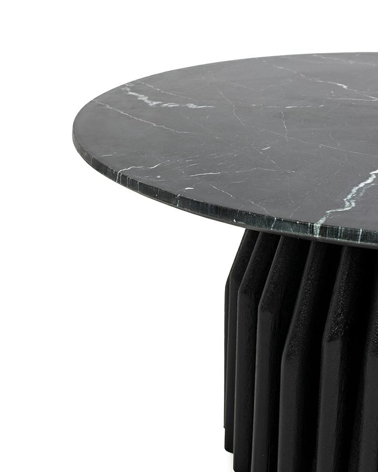 stolik kawowy marmurowy, stolik z marmuru Black Marine, stolik z drewnianą podstawą, stolik z drewna mango, nowoczesny stolik kawowy, elegancki stolik do salonu, luksusowy stolik kawowy