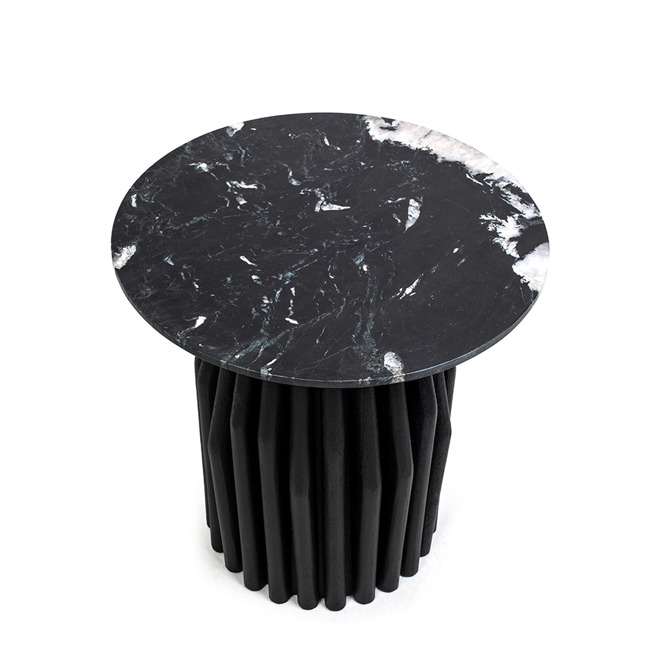 stolik boczny Levante, stolik boczny czarny marmur, stolik boczny drewno mango, stolik designerski, stolik dekoracyjny do salonu, stolik nowoczesny, stolik luksusowy, stolik Levante kolekcja, stolik elegancki, stolik marmurowy do salonu