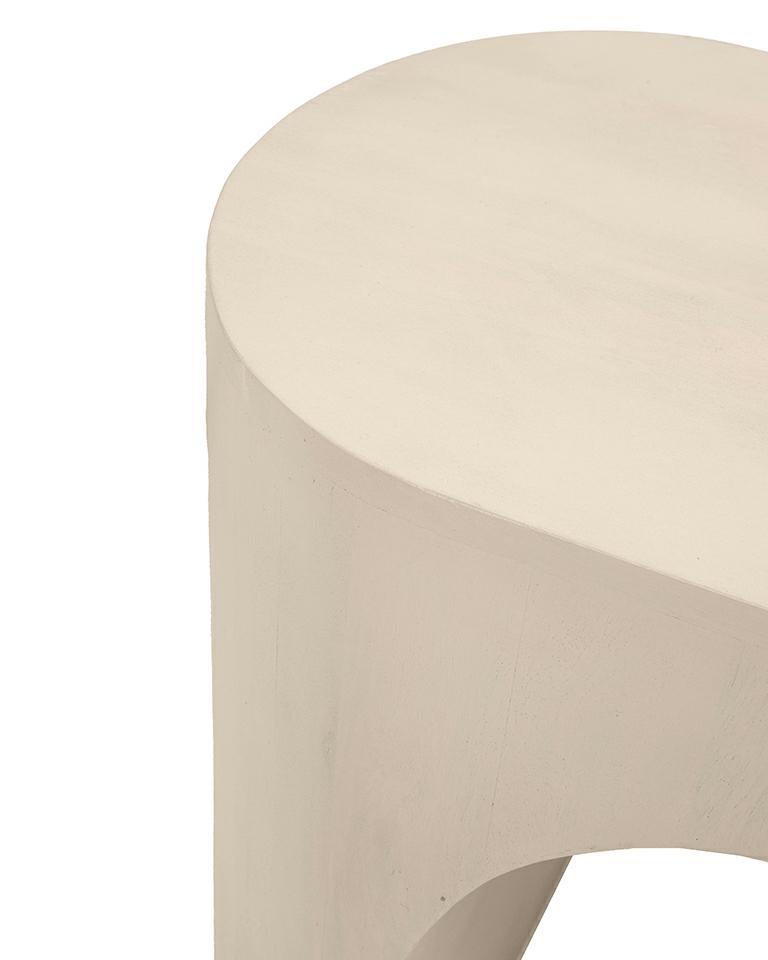 stolik kawowy Icaro, stolik beżowy drewno mango, stolik nowoczesny, stolik designerski, stolik dekoracyjny do salonu, stolik minimalistyczny, stolik funkcjonalny, stolik naturalne drewno, stolik elegancki i nowoczesny
