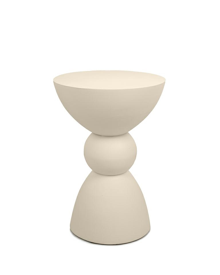 stolik Tadao, stolik beżowy MDF, stolik nowoczesny, stolik boczny, stolik pomocniczy, stolik dekoracyjny, stolik japandi, stolik skandynawski, stolik minimalistyczny, stolik geometryczny, stolik designerski