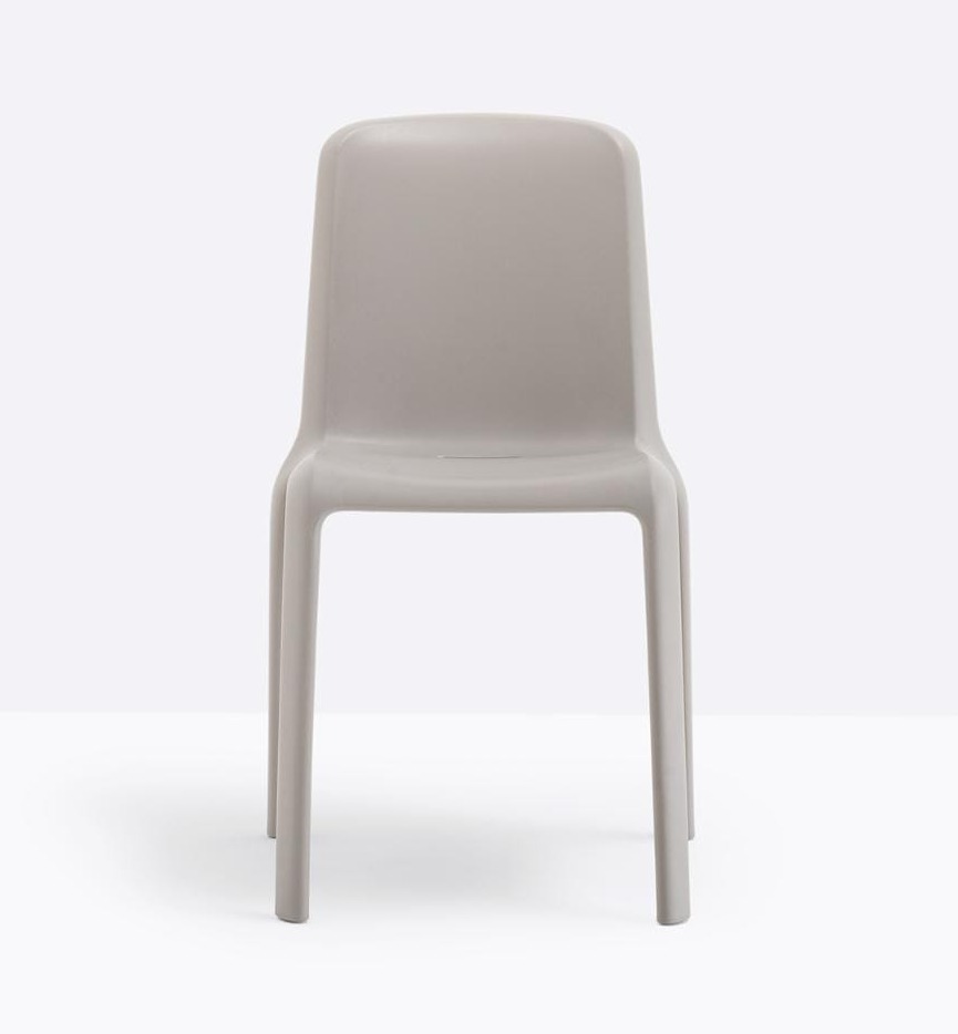 krzesło Snow, krzesło Pedrali, krzesło outdoorowe, krzesło z tworzywa, krzesło na taras, krzesło do jadalni, krzesło do restauracji, włoski design, nowoczesny design